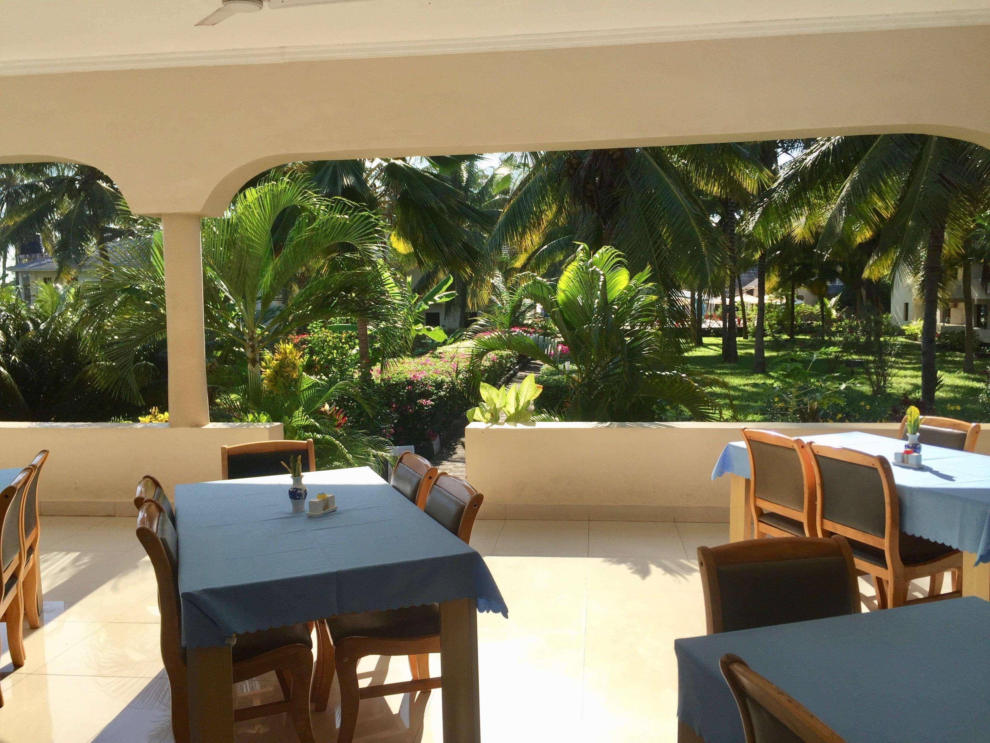 Oceanic Bay Hotel & Resort Bagamoyo Extérieur photo