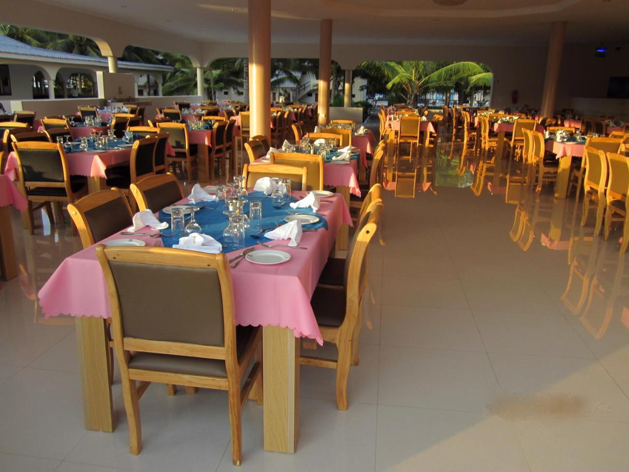 Oceanic Bay Hotel & Resort Bagamoyo Extérieur photo