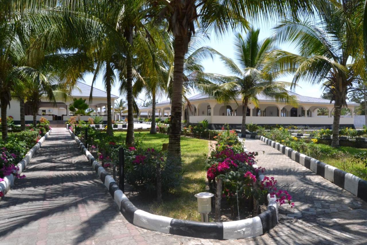 Oceanic Bay Hotel & Resort Bagamoyo Extérieur photo