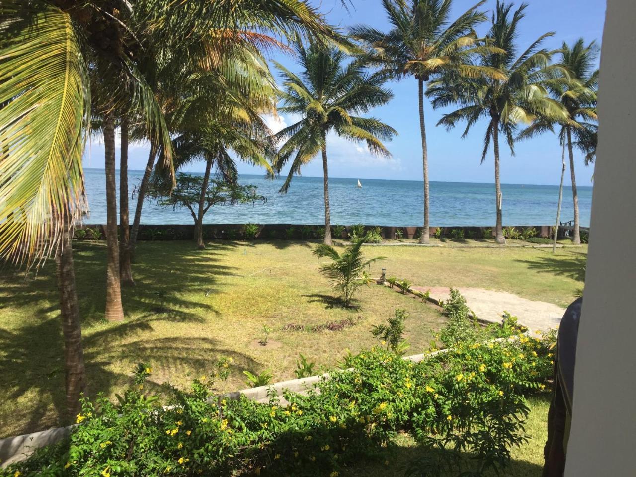 Oceanic Bay Hotel & Resort Bagamoyo Extérieur photo